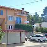 Ivona Διαμέρισμα Njivice